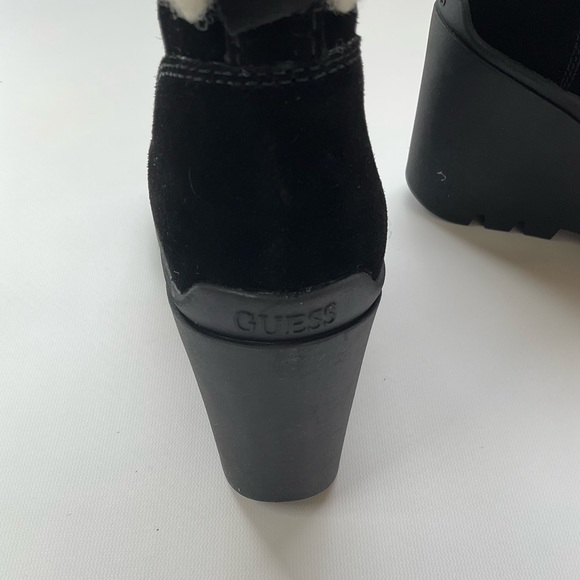 Guess Women’s Taanya Leather Wedge Booties Black Suede Size 8.5 - Picture 7 of 9